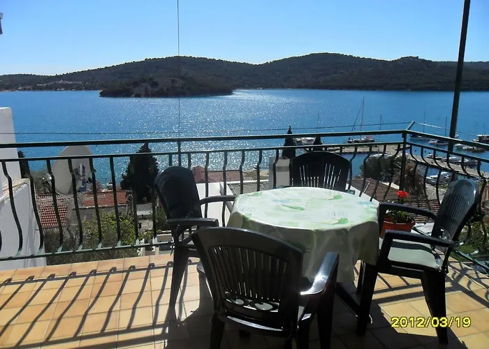 Apartman By The Sea Tisno, Murter - 11289 Tisno